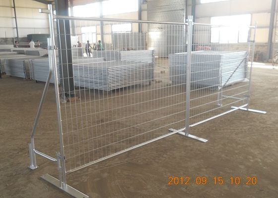 Hot Dipped Galvanized Temporary Fencing , 42 Microns Welded Mesh Security Fencing