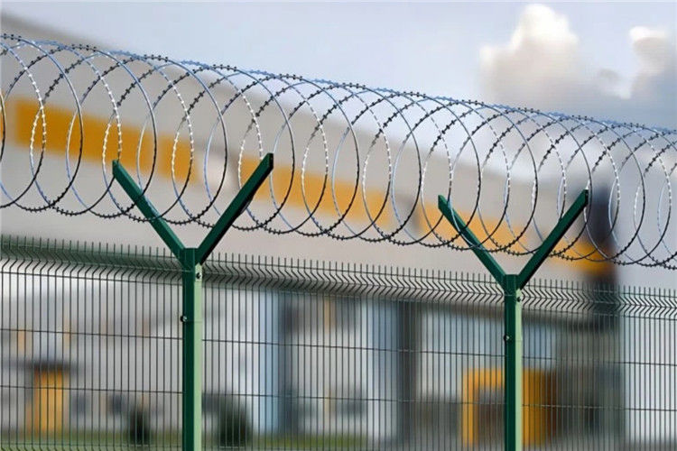 Q195 Or Q235 Prison Barbed Wire Fence Anti Climb Security Fence
